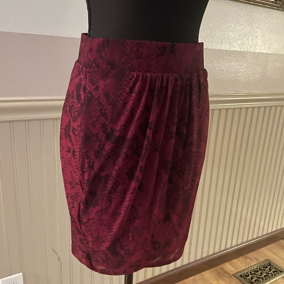 Guess Red Asymmetrical Wrap Pencil Skirt - Picture 6 of 6